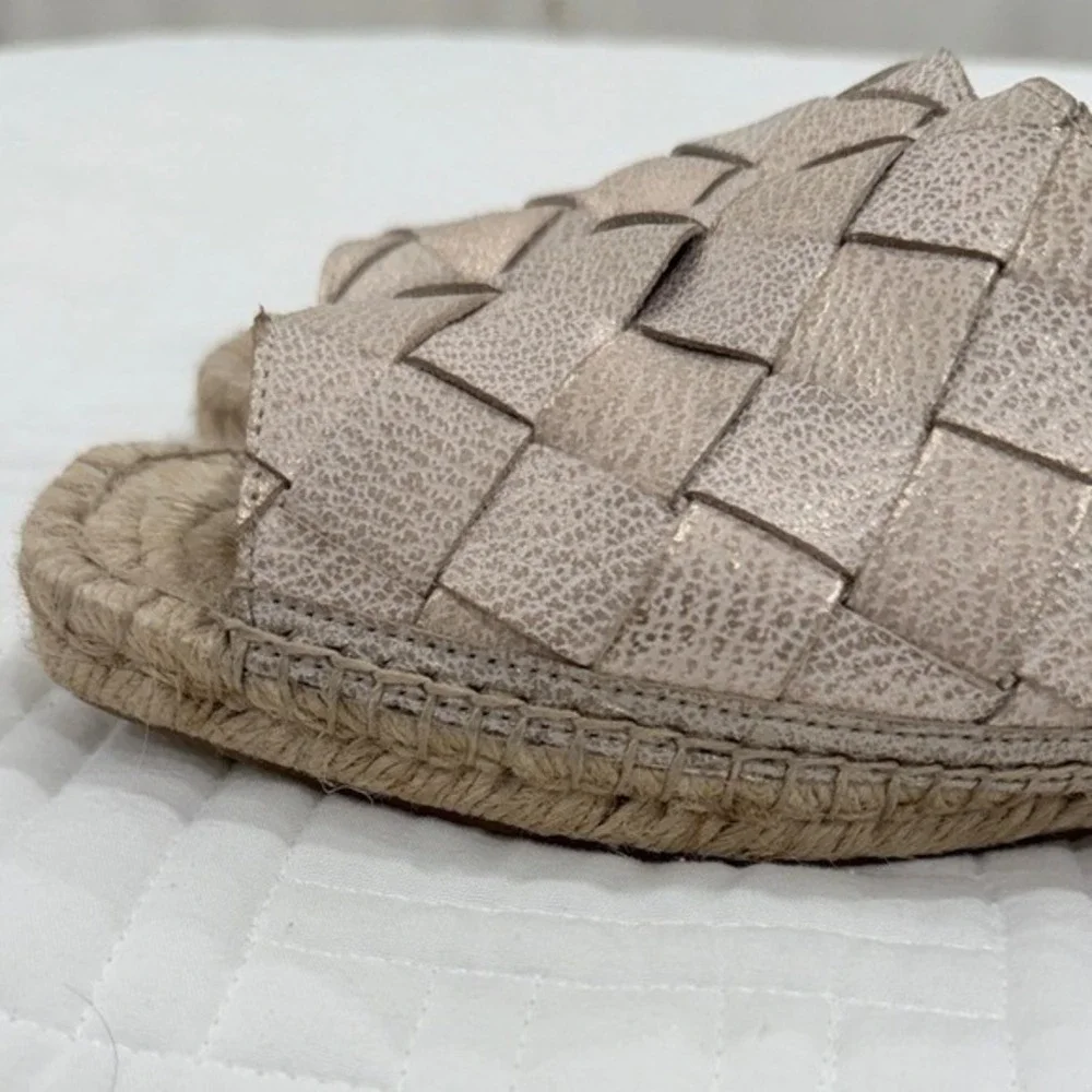 Donald Pliner Metallic Woven Leather Espadrille Slide Sandals Gold Women‎ 7.5